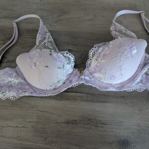 Lavender Lace Underwire Bra